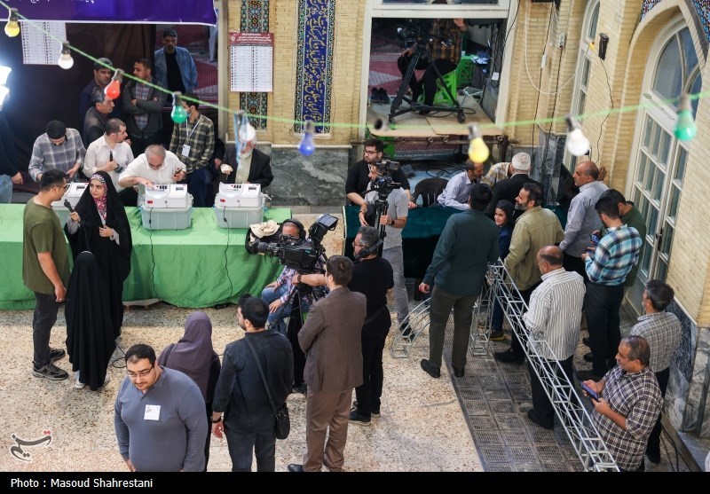 حضور مردم مغان در پای صندوقهای رأی+ فیلم