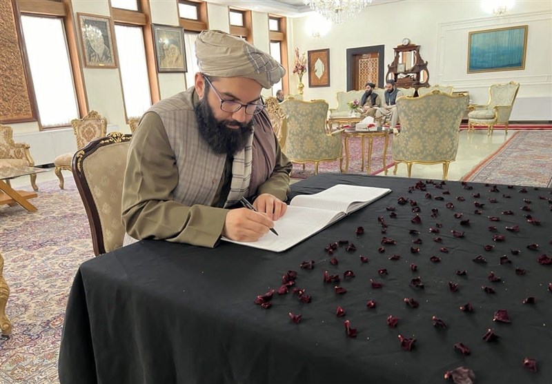 حقانی: نزدیکترین روابط را با ایران داریم