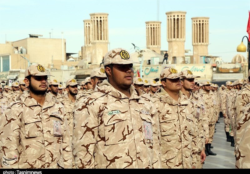 دهنوی: حقوق سربازان دوباره افزایش مییابد