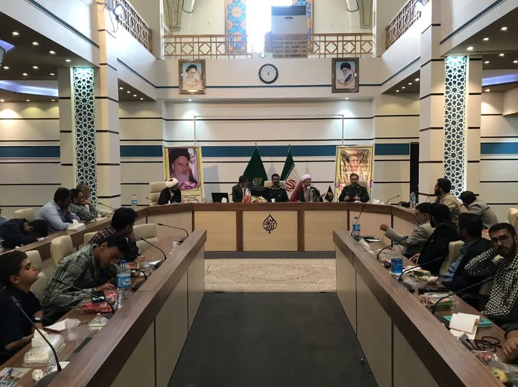 دینمداری اصول کار روابط عمومی برای رسیدن به حیات طیبه است