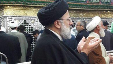 رئیس جمهور وارد قم شد/ رئیسی به زیارت رفت