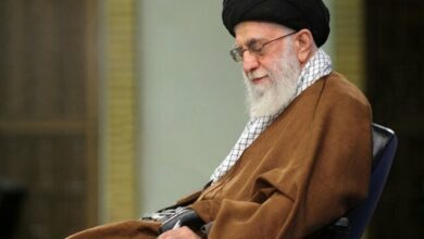 رهبر انقلاب: جناب آقای مخبر در مقام مدیریت قوه مجریه قرار میگیرد