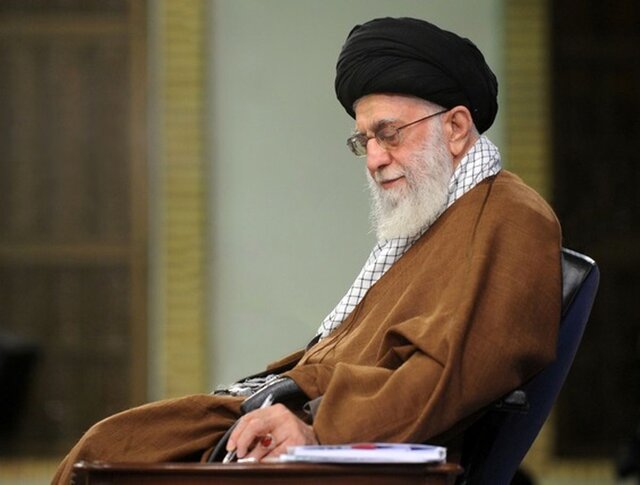 رهبر انقلاب: جناب آقای مخبر در مقام مدیریت قوه مجریه قرار میگیرد