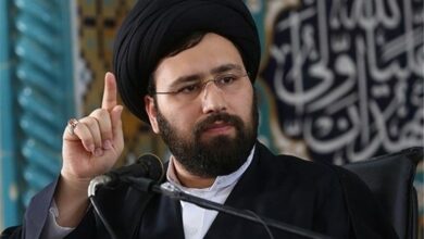 سید علی خمینی: رهبری آیت الله خامنهای تحسین برانگیز است