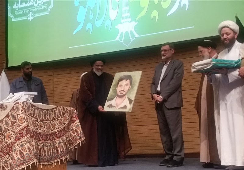 شهدا نماد اخلاص و جهاد فی سبیلالله هستند+تصویر
