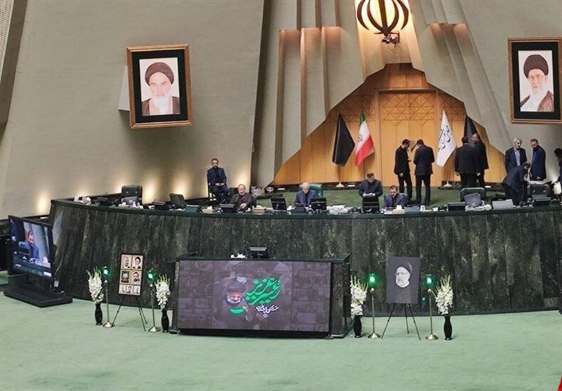 مراسم یاد بود رئیسجمهور در مجلس