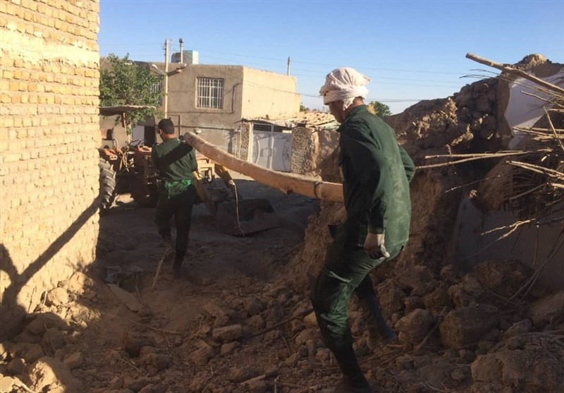 مشکلات نیروهای جهادی کاشان توسط دستگاهها برطرف شود