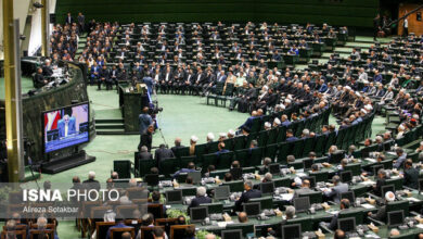 منتخبان مجلس دوازدهم به حرم امام راحل رفتند