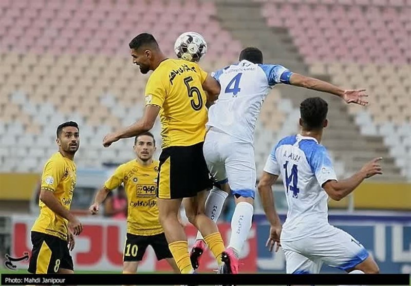 نگاهی به تقابل سپاهان و ملوان؛ اشتباه بیاشتباه