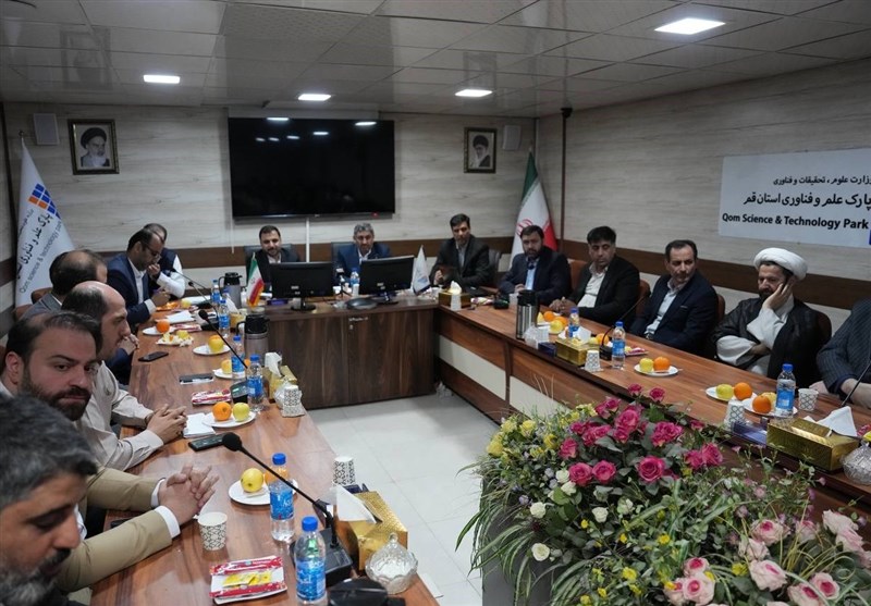 وزیر ارتباطات: با افتخار حامی پلتفرمهای داخلی هستیم