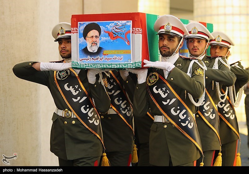 پیکر شهید رئیسی در کجای حرم امام رضا(ع) آرام میگیرد؟