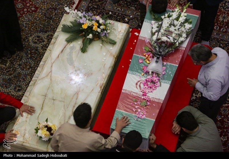 پیکر مطهر 2 شهید گمنام در مسجد جمکران آرام گرفت