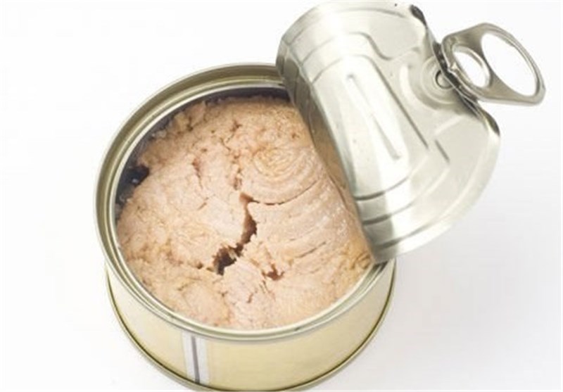 72 هزار کنسرو تولیدی فاقد مجوز در کاشان کشف و ضبط شد