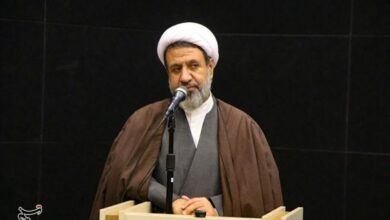 امام خمینی (ره) به ایران عزت و سربلندی بخشید