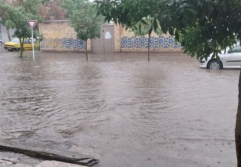 انسداد 3 جاده روستایی خوشاب خراسان رضوی بر اثر سیل