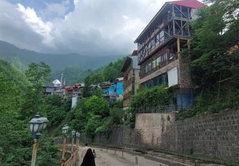 اینجا امامزاده ابراهیم شفت؛ بازارها باز و زندگی جریان دارد