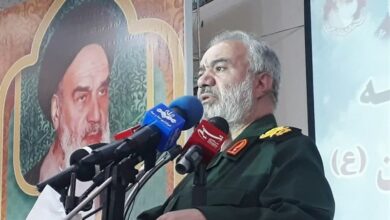 جانشین فرمانده کل سپاه: در برابر آمریکا ایستادهایم