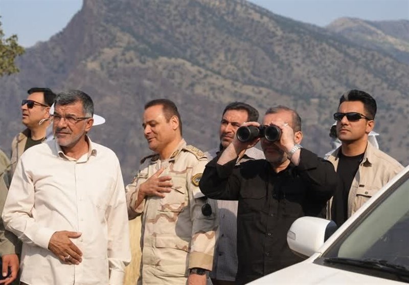 جنگلهای پاوه همچنان گرفتار آتش+ تصویر