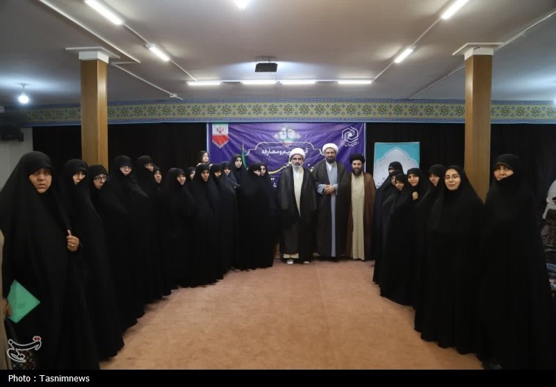 خانواده جایگاه اصلی درگیری تمدنی ما با غرب است+عکس