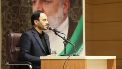 دولتمران لحظهای از خدمترسانی به مردم پا عقب نمیکشند