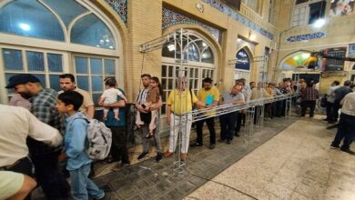 رایگیری با اشتیاق در مسجد لرزاده در جریان است