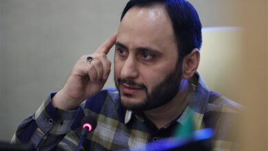 سخنگوی دولت به دیدار خانوادههای شهدای اردبیل رفت