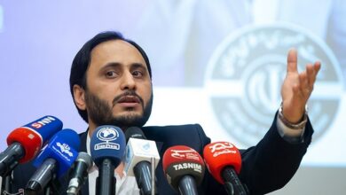 سخنگوی دولت: شهید رئیسی برای حل مشکلات معطل شرق و غرب نماند