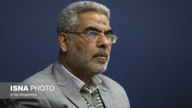 صمصامی: در سیاستگذاریهای اقتصادی باید به تولید و سفره مردم توجه کرد