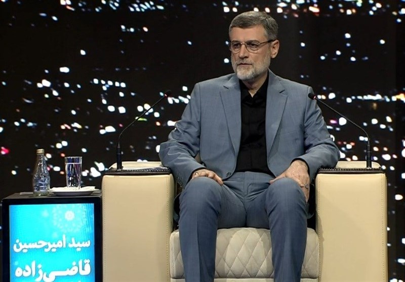 قاضیزاده در مناظره: باید مباحث سیاسی را از اقتصاد جمع کنیم