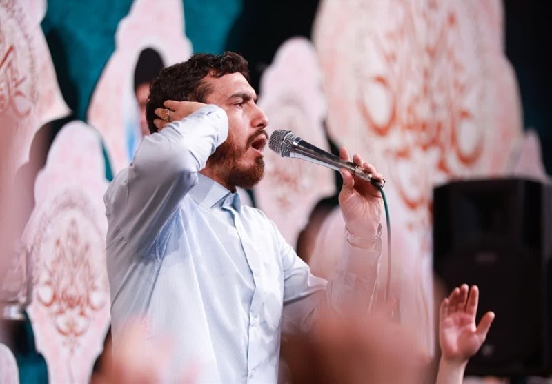 مولودیخوانی حاج مهدی رسولی در شب عید غدیر خم+فیلم