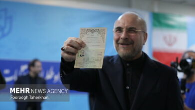 نگران به حاشیه رفتن معیشت مردم بخاطر جدالهای سیاسی هستم