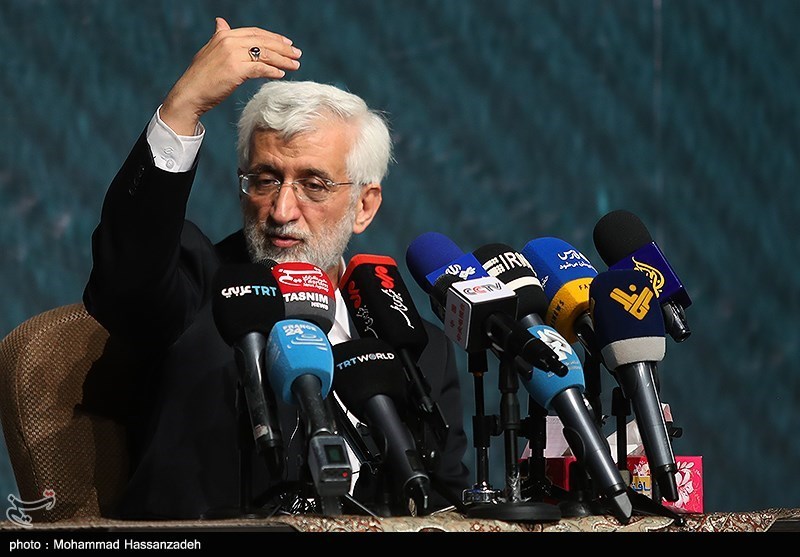 واکنش جلیلی بر اجماع روی یک نامزد: پای وظیفهمان میمانیم