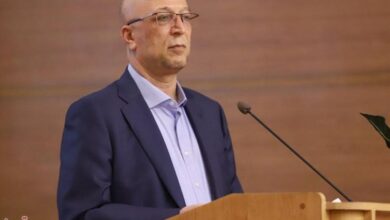 وزیر علوم: دانشجویان نمونه عضو هیئت علمی میشوند