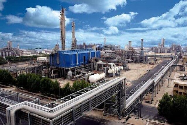پتروپالایش دهلران آماده بهرهبرداری رسمی است/ مشعلهای ۵ میدان نفتی خاموش میشوند