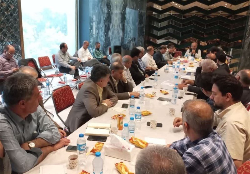 پزشکیان از نخبگان در تصمیمسازیهای کشور بهره میگیرد