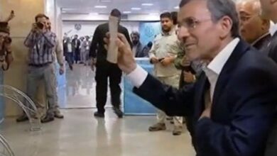 چرا احمدینژاد علیرغم علم به ردصلاحیت ثبتنام کرد؟