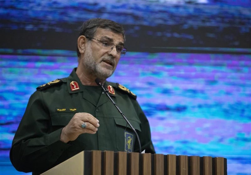 الحاق 750 فروند انواع شناور رزمی به نیروی دریایی سپاه