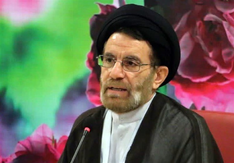 امام جمعه خرمآباد: روز انتخابات روز قدر انقلاب اسلامی است