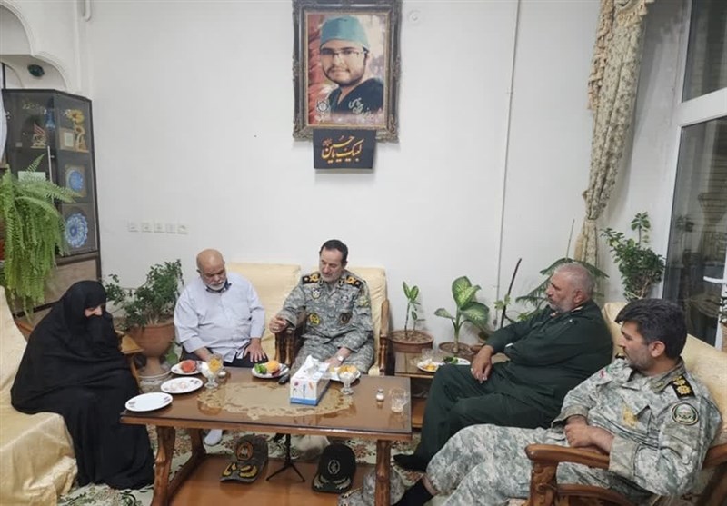 امیر گلفام: شهدا درسآموخته مکتب عاشورا هستند