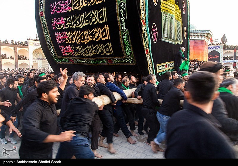 برگزاری آیین نخلبرداری اول محرم در مهریز