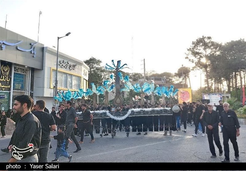 برگزاری مراسم علمگردانی در شهر گناباد+تصویر