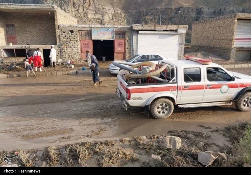 تجهیز هلال احمر مازندران به 27 دستگاه خودرو