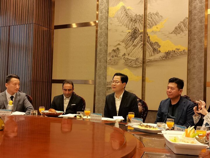 دیدار هیات رسانهای ایران با مدیرکل دفتر روابط خارجی چینگهای