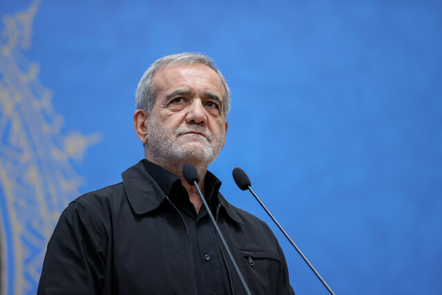 رئیسجمهور: میثاق مشترک ما سند چشمانداز توسعه، سیاستهای کلی و برنامه هفتم است