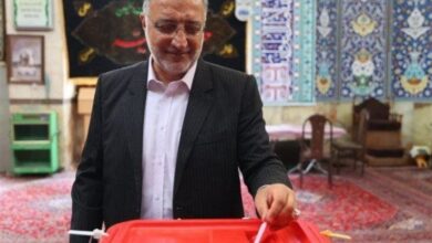 زاکانی در مسجد «عیسیخان وزیر» رای خود را به صندوق انداخت