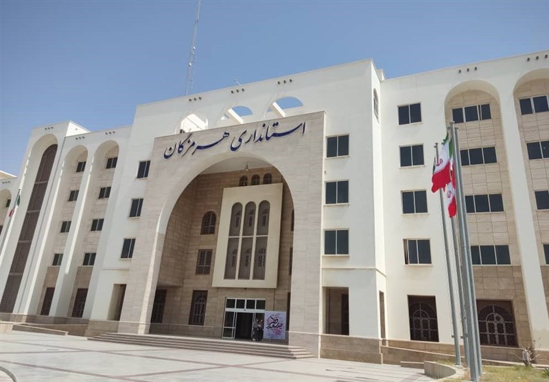 ساعات کاری ادارات استان هرمزگان کاهش یافت