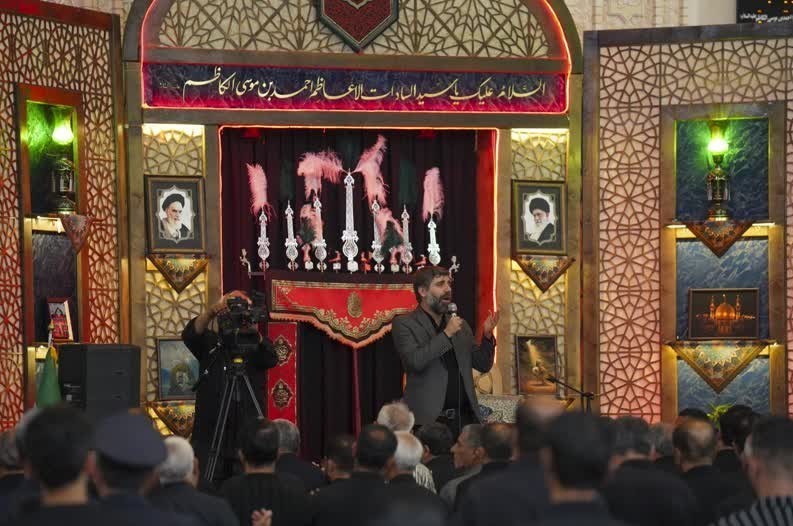 سوگواری عاشقان ثارالله در سومین حرم اهلبیت در تاسوعای حسینی