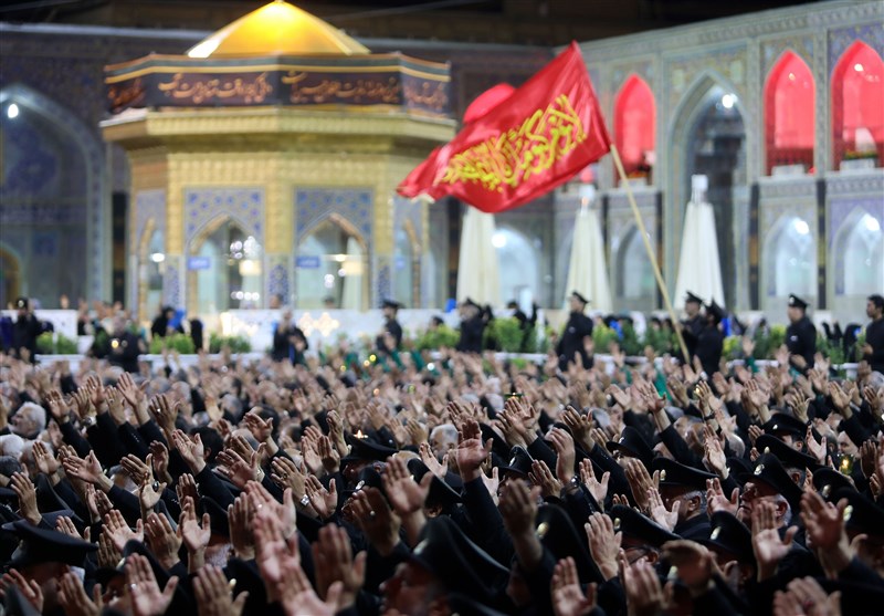 شام غریبان حسینی در حرم مطهر امام رضا (ع) + فیلم