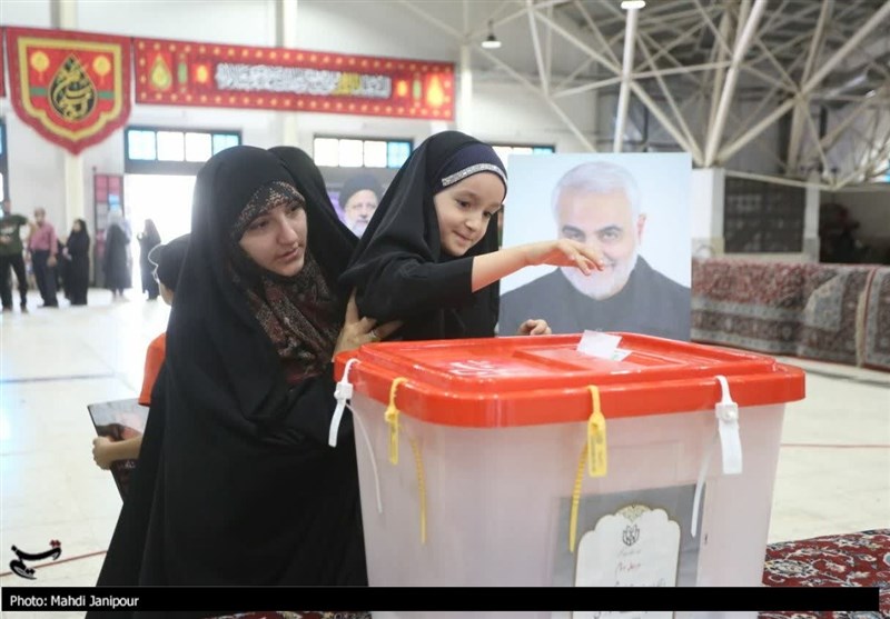 شرکت در انتخابات وظیفه شرعی و حق قانونی هر ایرانی است + فیلم