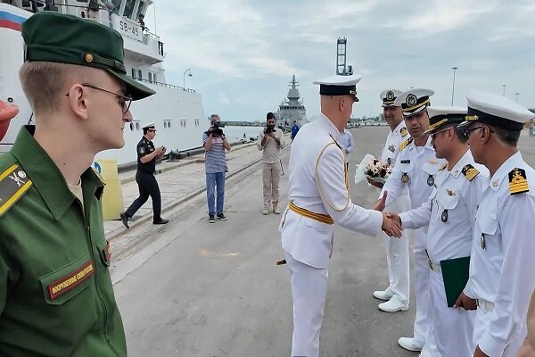 شناور 45 SB روسیه وارد آبهای سرزمینی ایران در دریای خزر شد